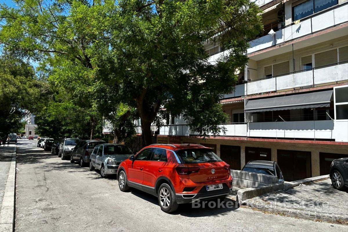 Dwupokojowe mieszkanie w spokojnej okolicy