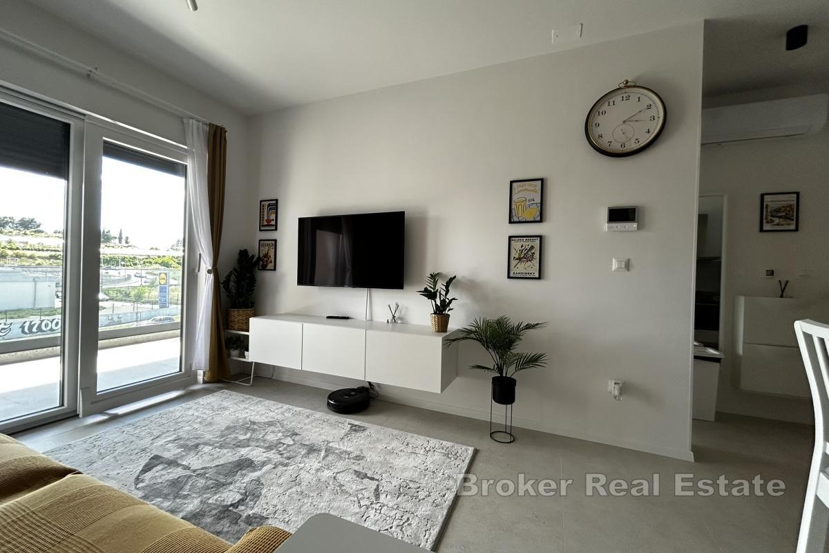 Nowocześnie urządzony apartament z tarasem i garażem – pierwszy wynajem
