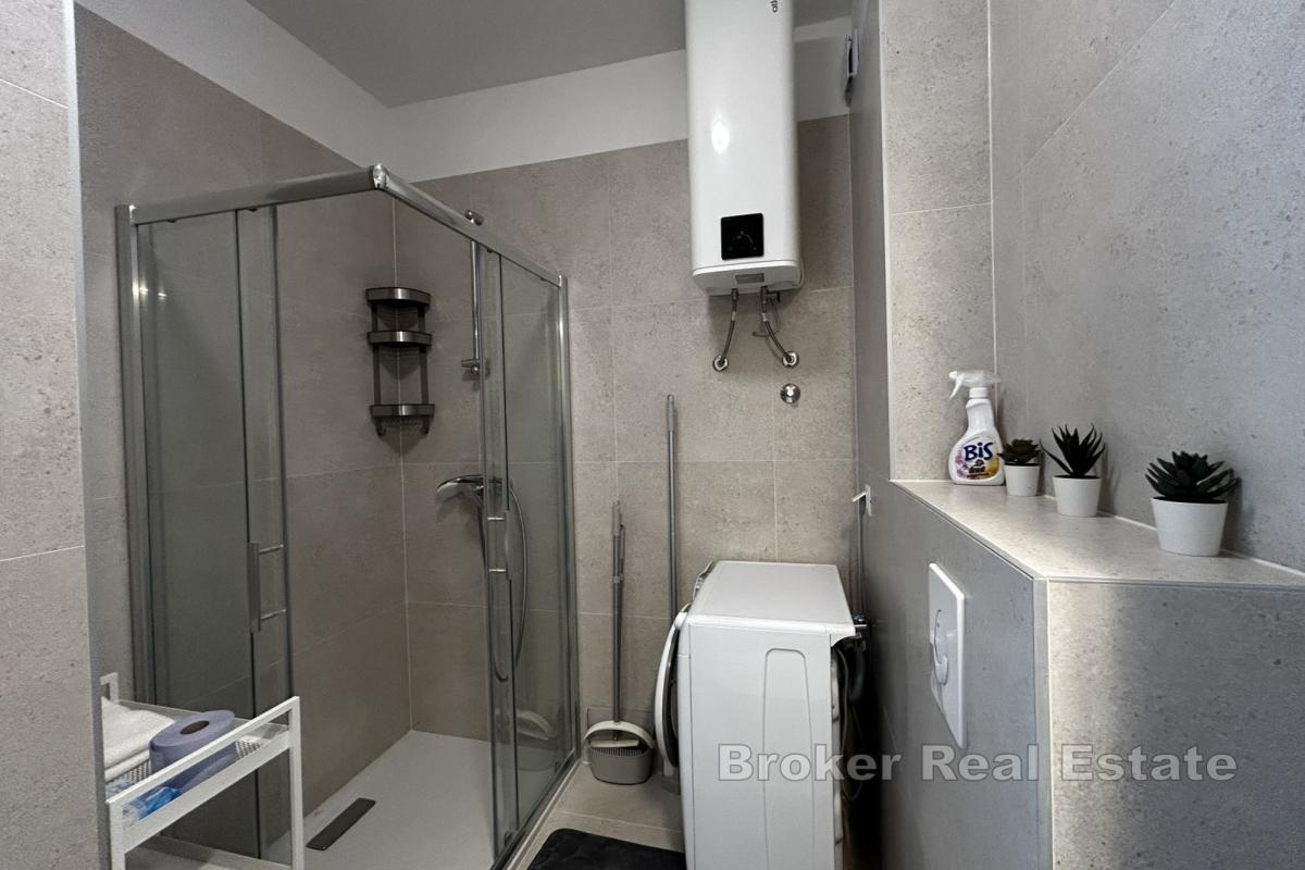 Nowocześnie urządzony apartament z tarasem i garażem – pierwszy wynajem