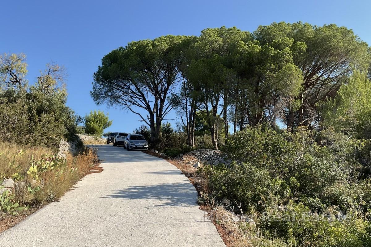 Atrakcyjna działka z widokiem na morze