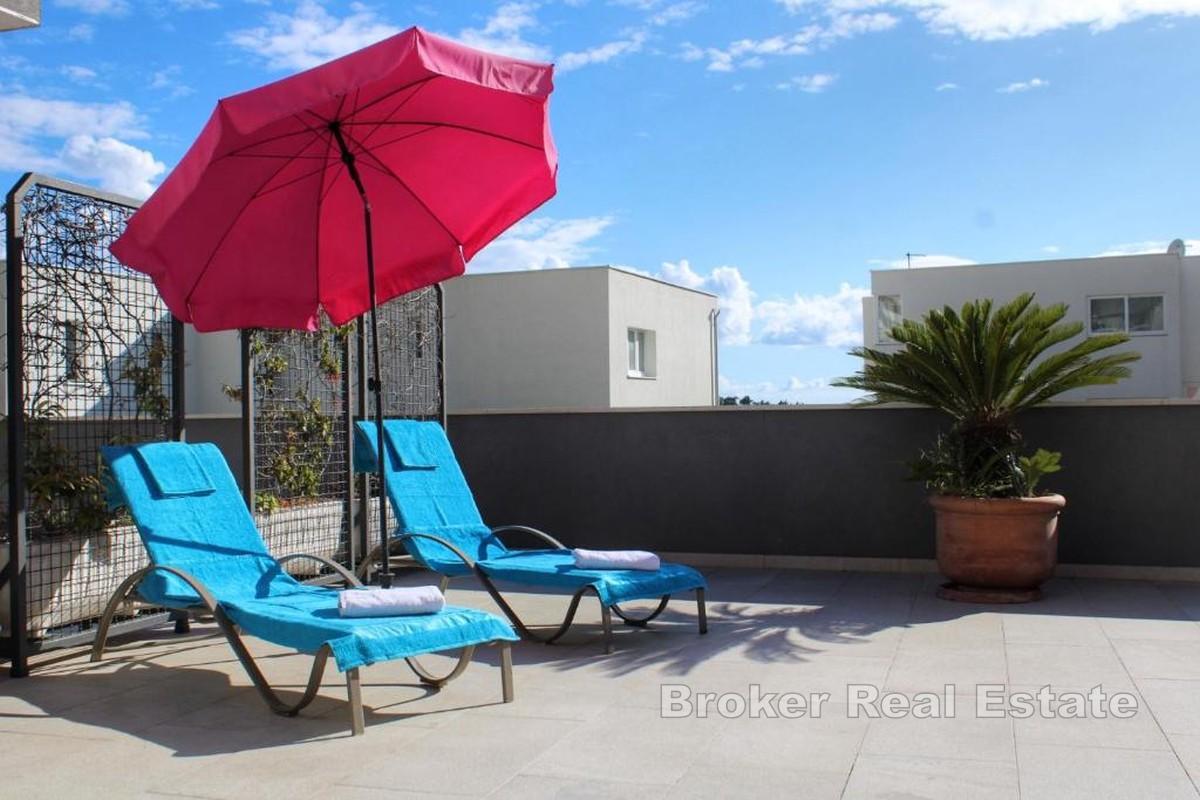 Trojizbový byt v srdci Makarskej