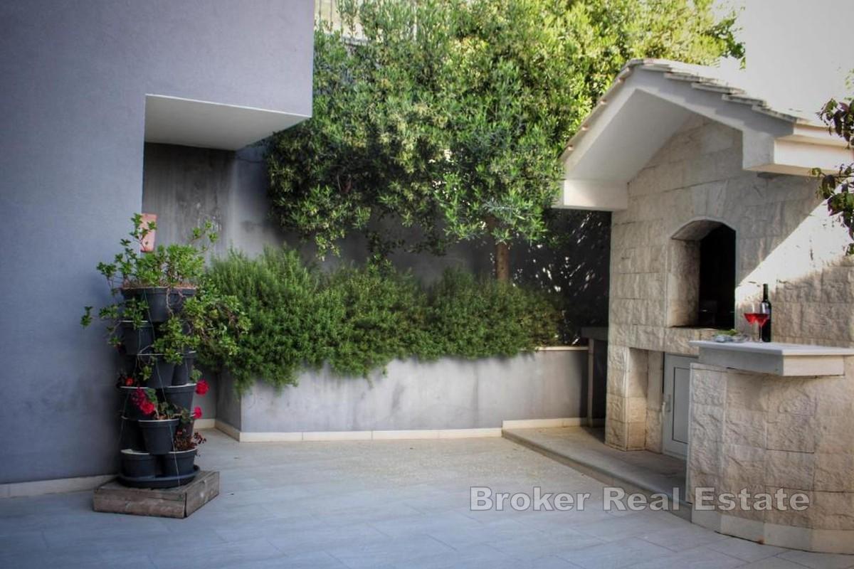 Trojizbový byt v srdci Makarskej