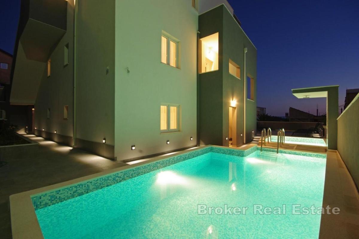 Treroms leilighet i hjertet av Makarska