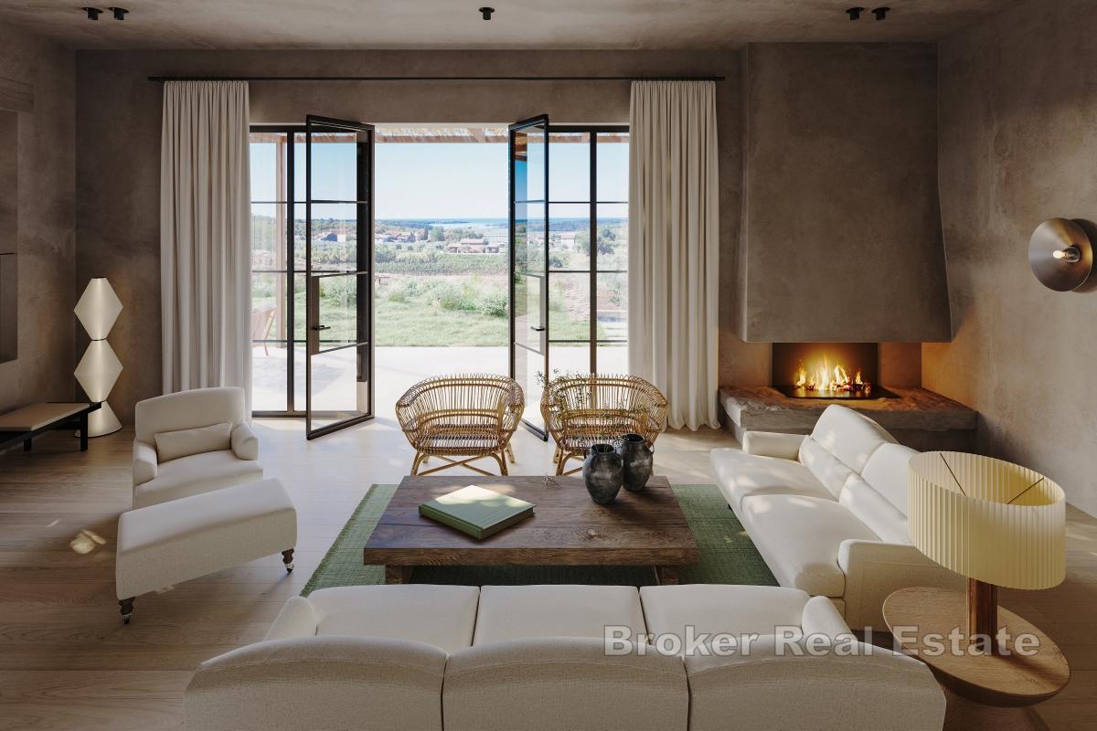 Luksuriøs steinvilla med svømmebasseng