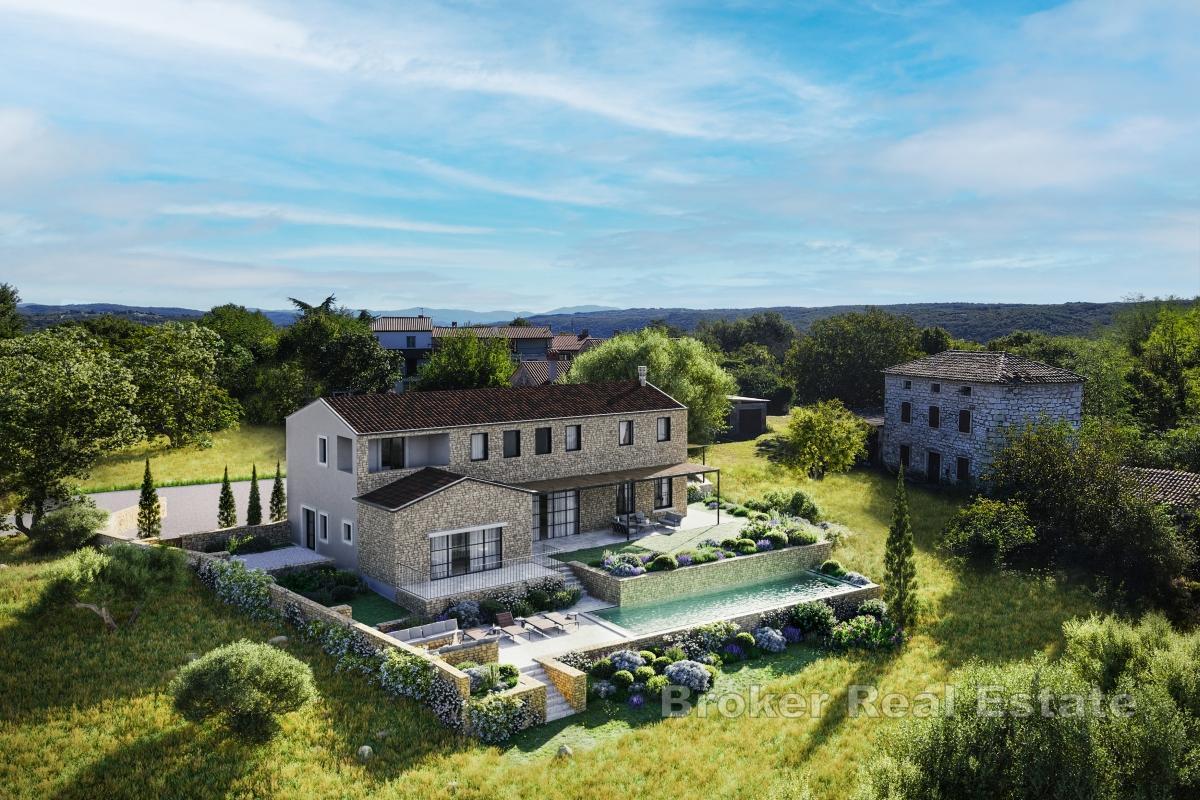 Luksuriøs steinvilla med svømmebasseng