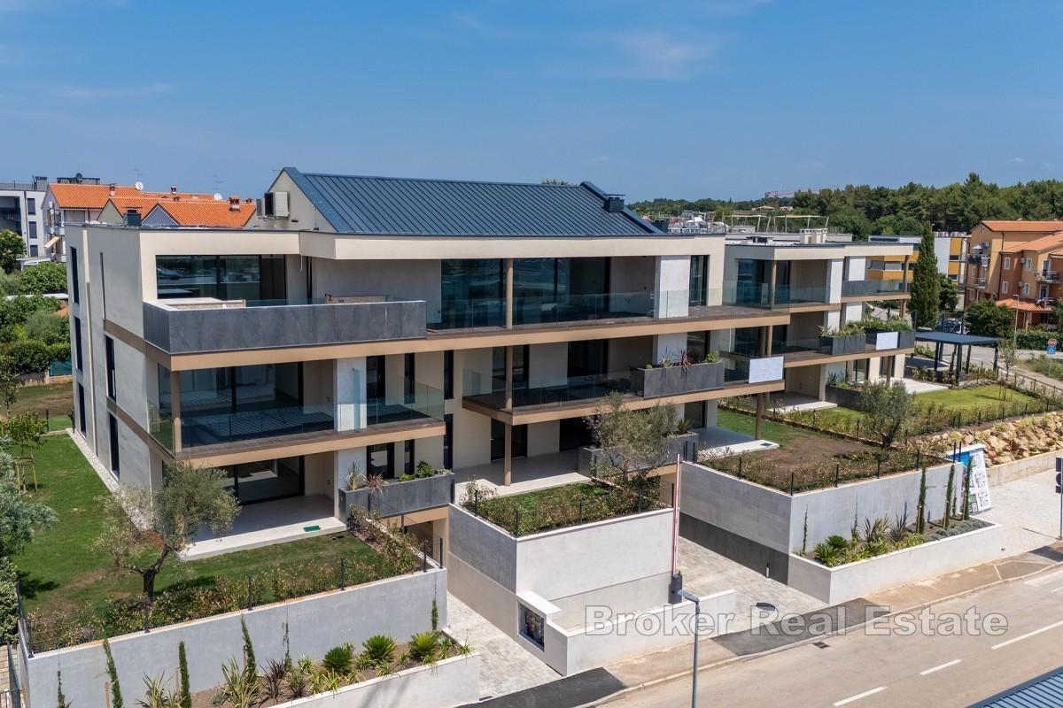 Bel appartement avec grande terrasse et vue panoramique sur la mer