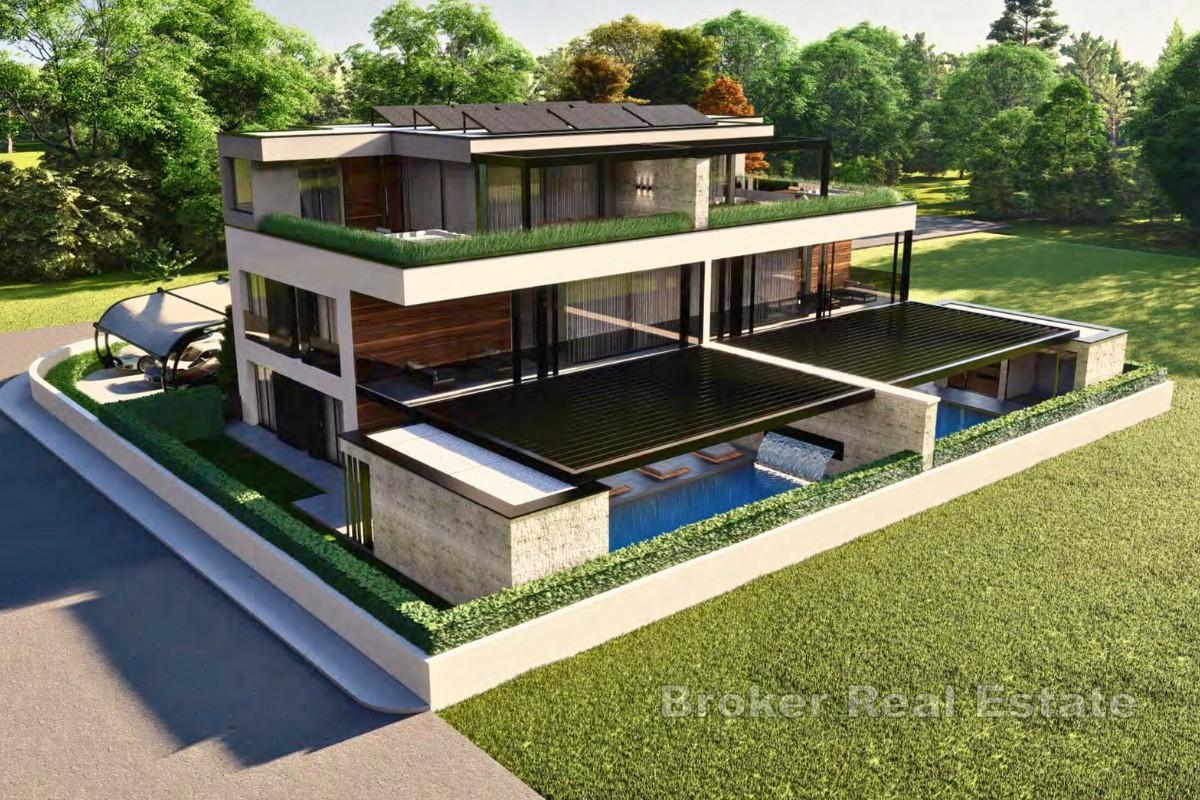 Eksklusiv moderne villa med svømmebasseng og romslige takterrasser