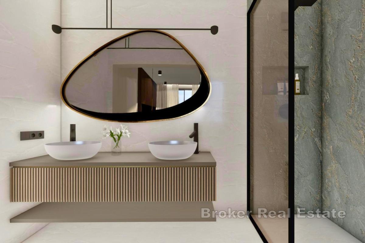 Lägenhet med takterrass och jacuzzi i lugnt läge