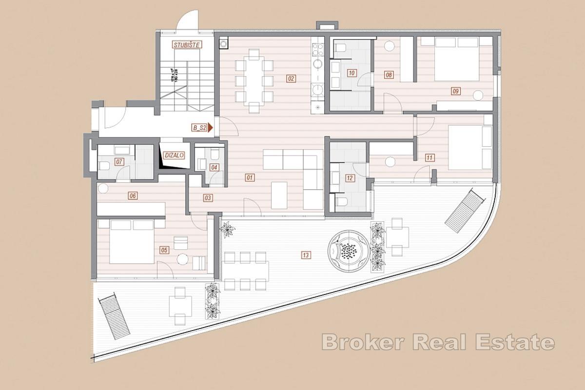 Luksusowy apartament z trzema sypialniami, jacuzzi i tarasem widokowym