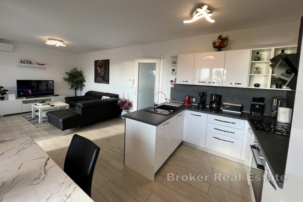 Nowoczesny apartament z tarasem