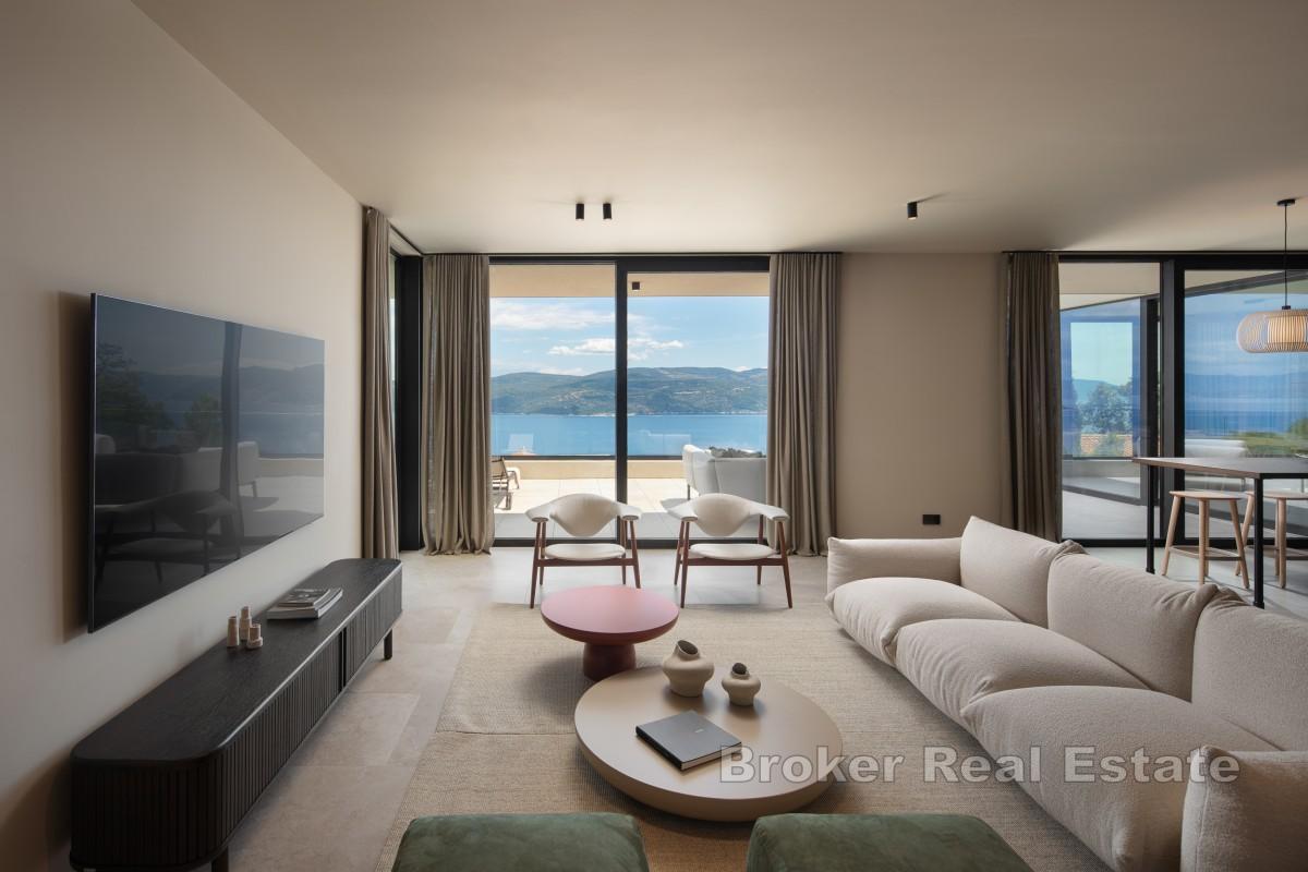 Villa esclusiva con piscina, centro benessere e vista panoramica sul mare