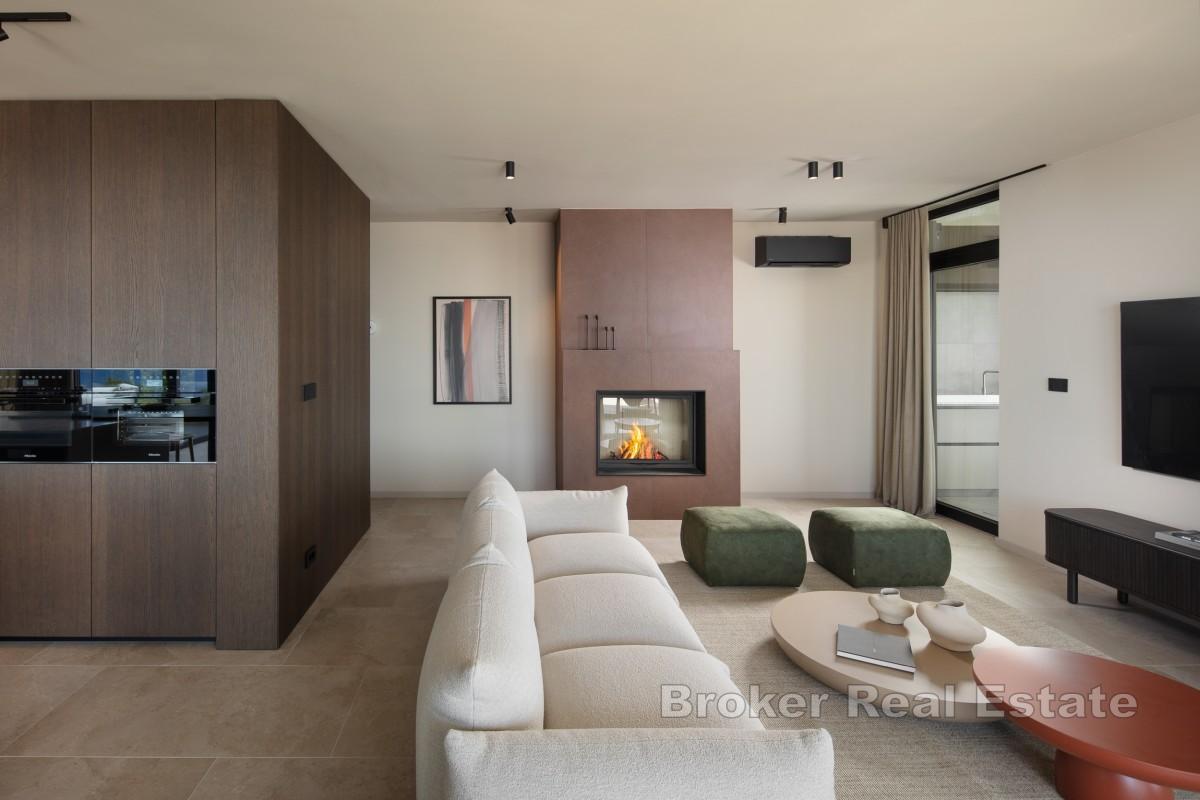 Eksklusiv villa med basseng, velværeområde og panoramautsikt over havet