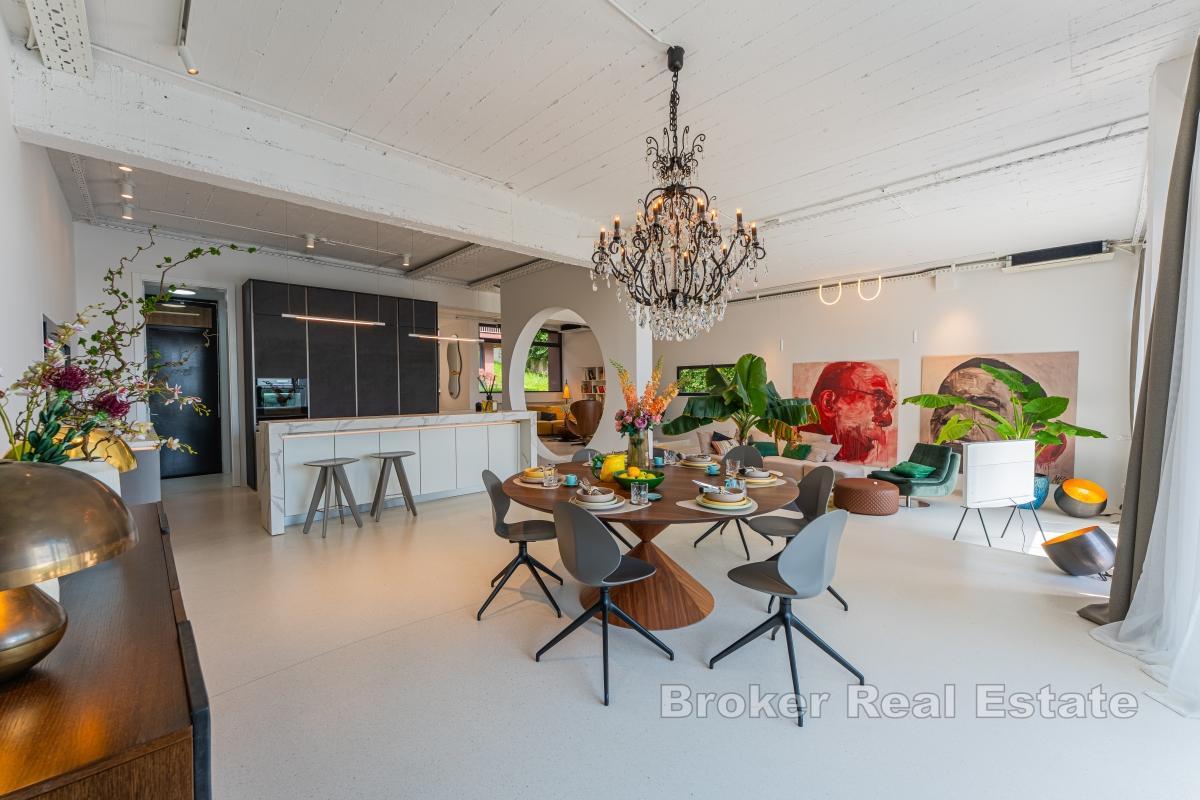 Exkluzívna vila s bazénom a úplným súkromím v pokojnom prostredí