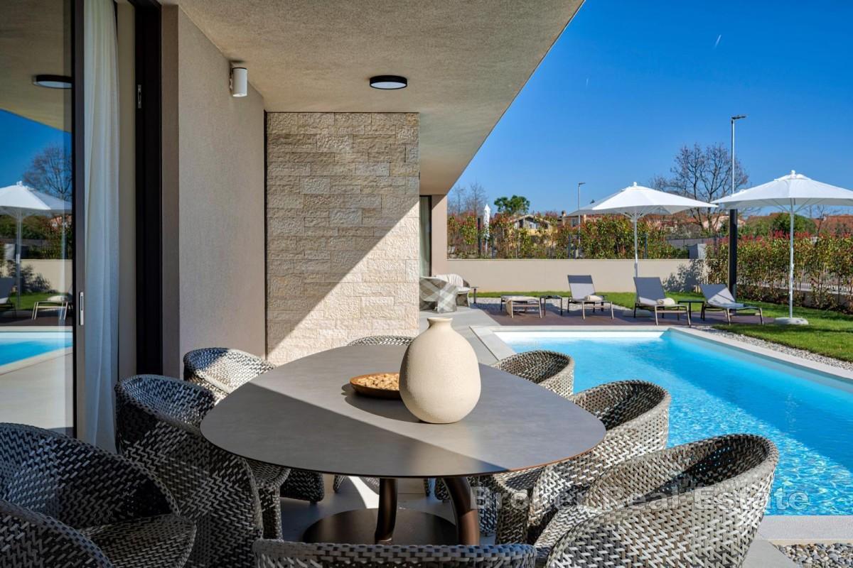 Luxusná vila s bazénom