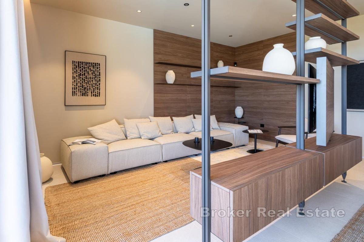 Luxusná vila s bazénom