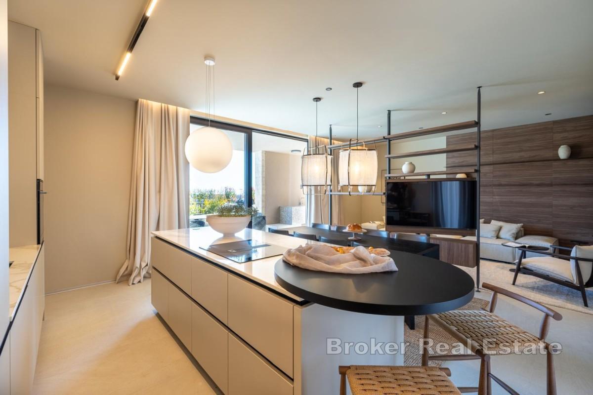 Luxusná vila s bazénom