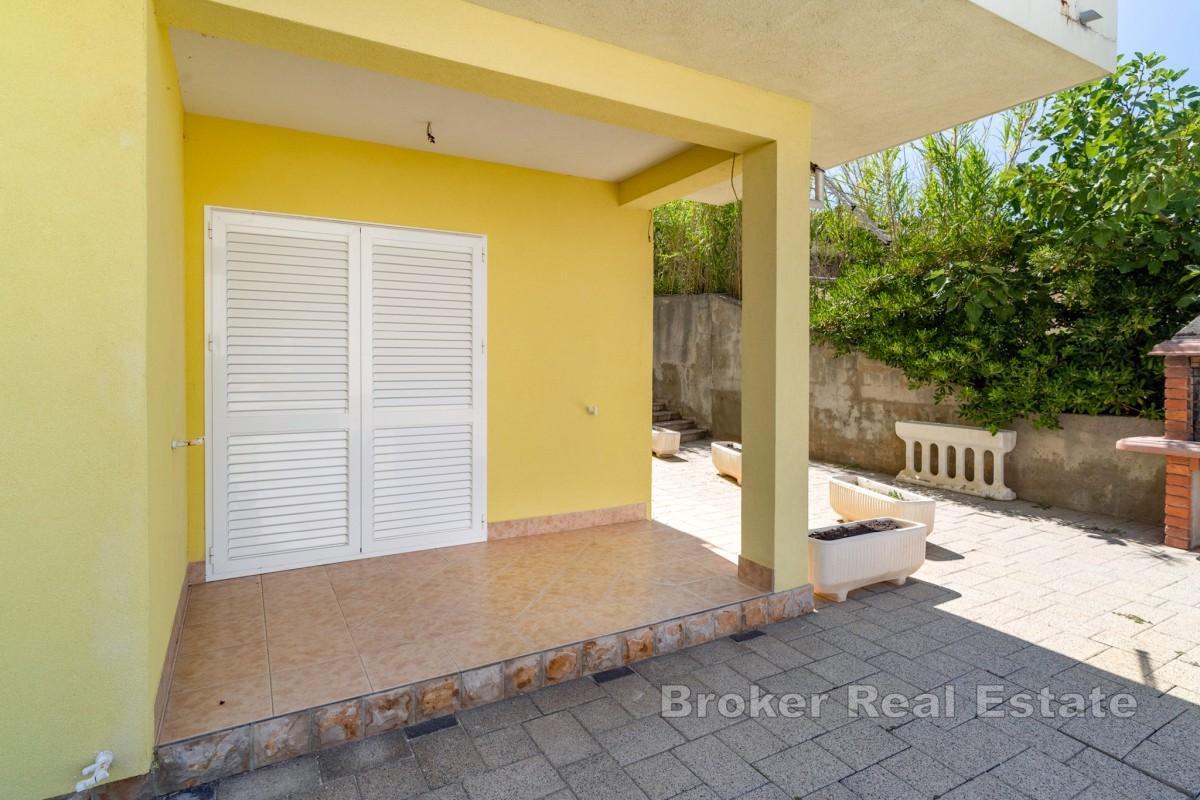 Lägenhet med två sovrum och terrass