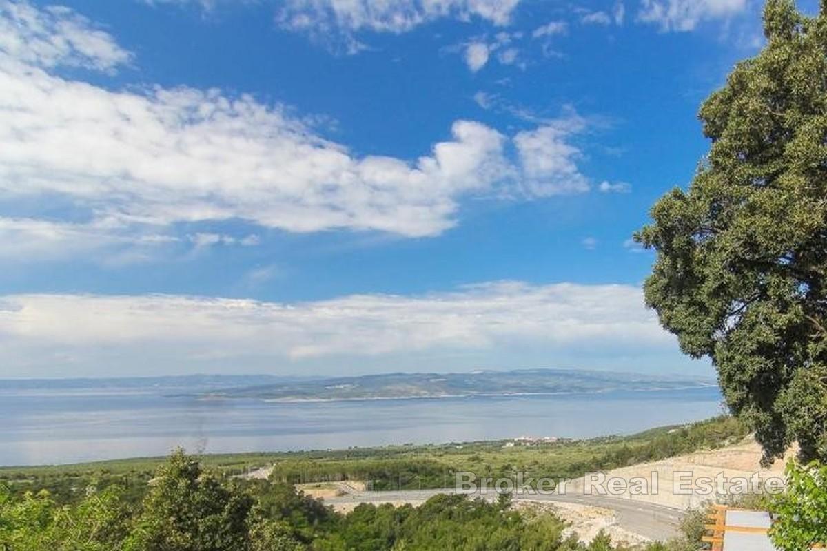 Maison à rénover avec vue sur mer et île