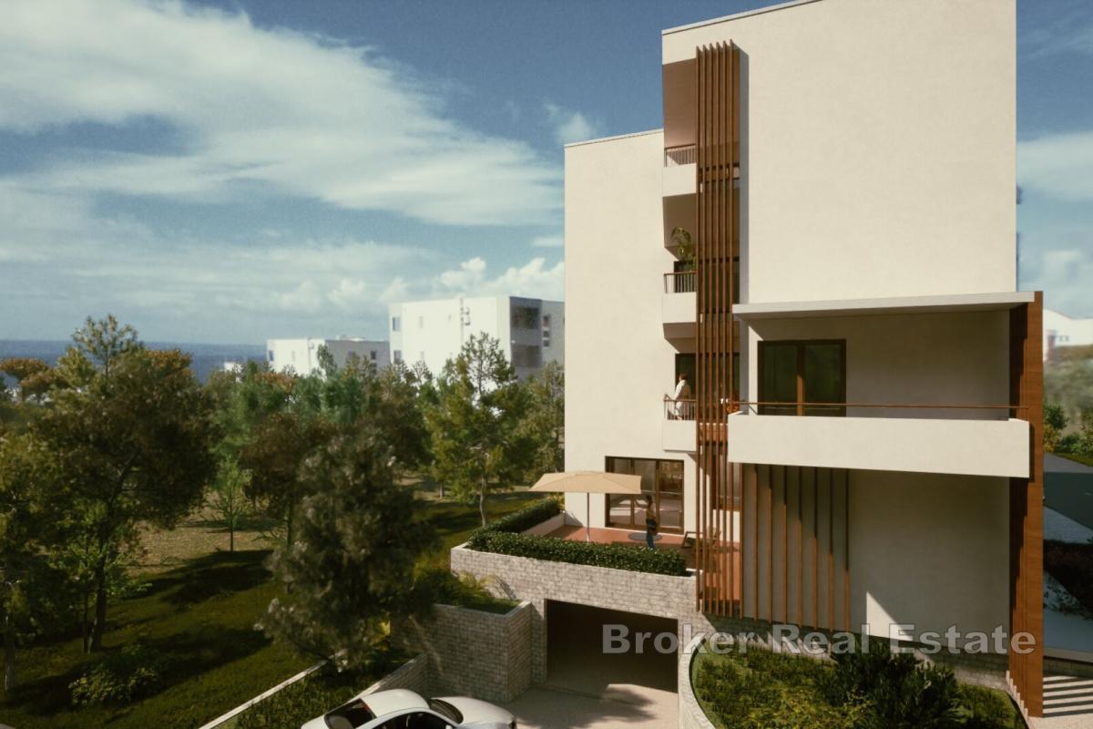 Appartement moderne de trois chambres avec balcon et vue mer dans un immeuble neuf