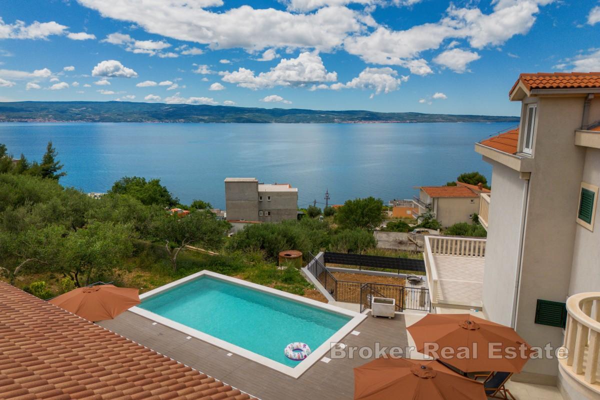 Elegantna mediteranska vila na mirnoj lokaciji