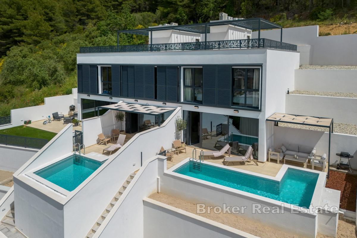 Exklusives Apartment zur Langzeitmiete in einer neu erbauten Luxusvilla