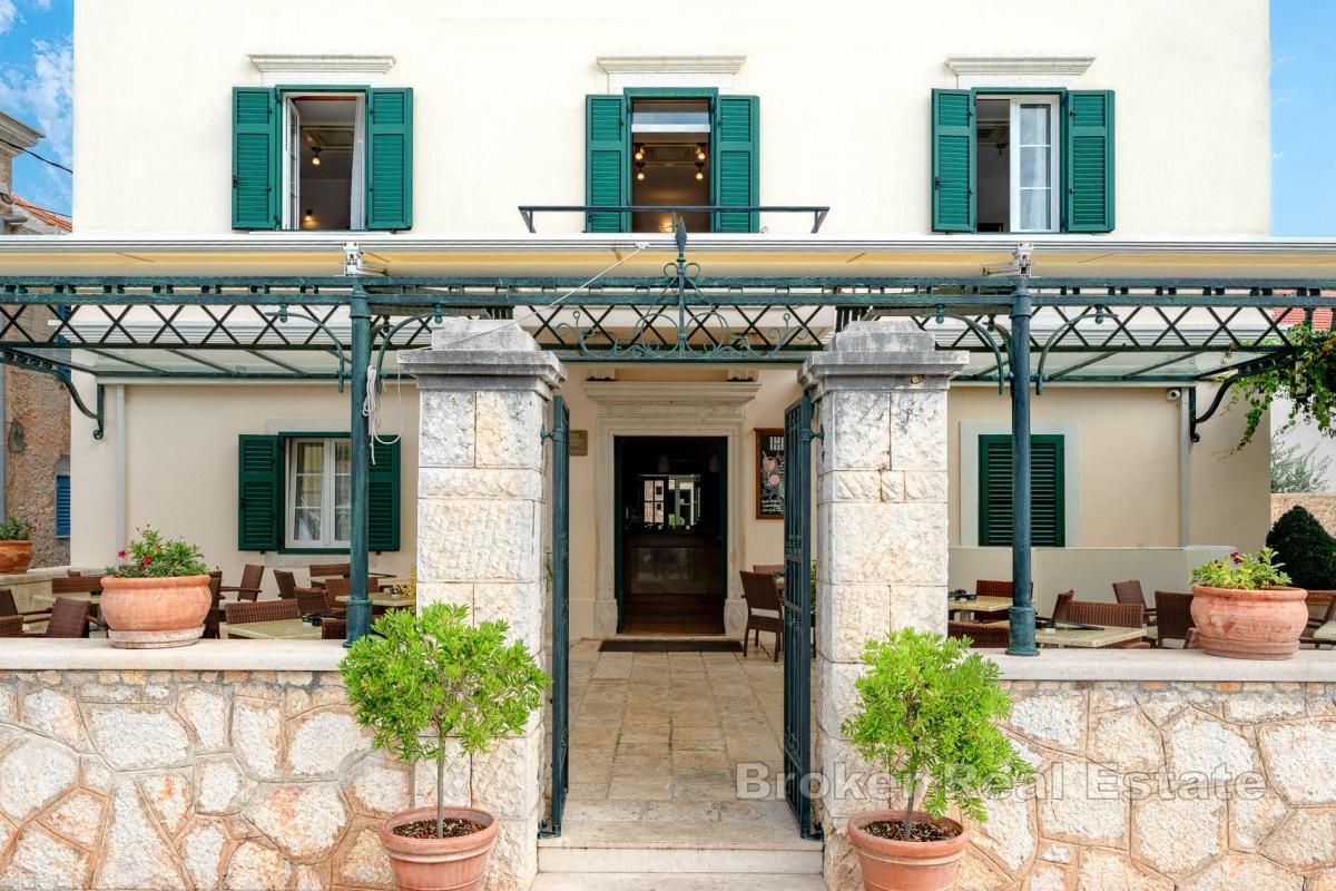 Historisches Boutique-Hotel in erster Reihe zum Meer