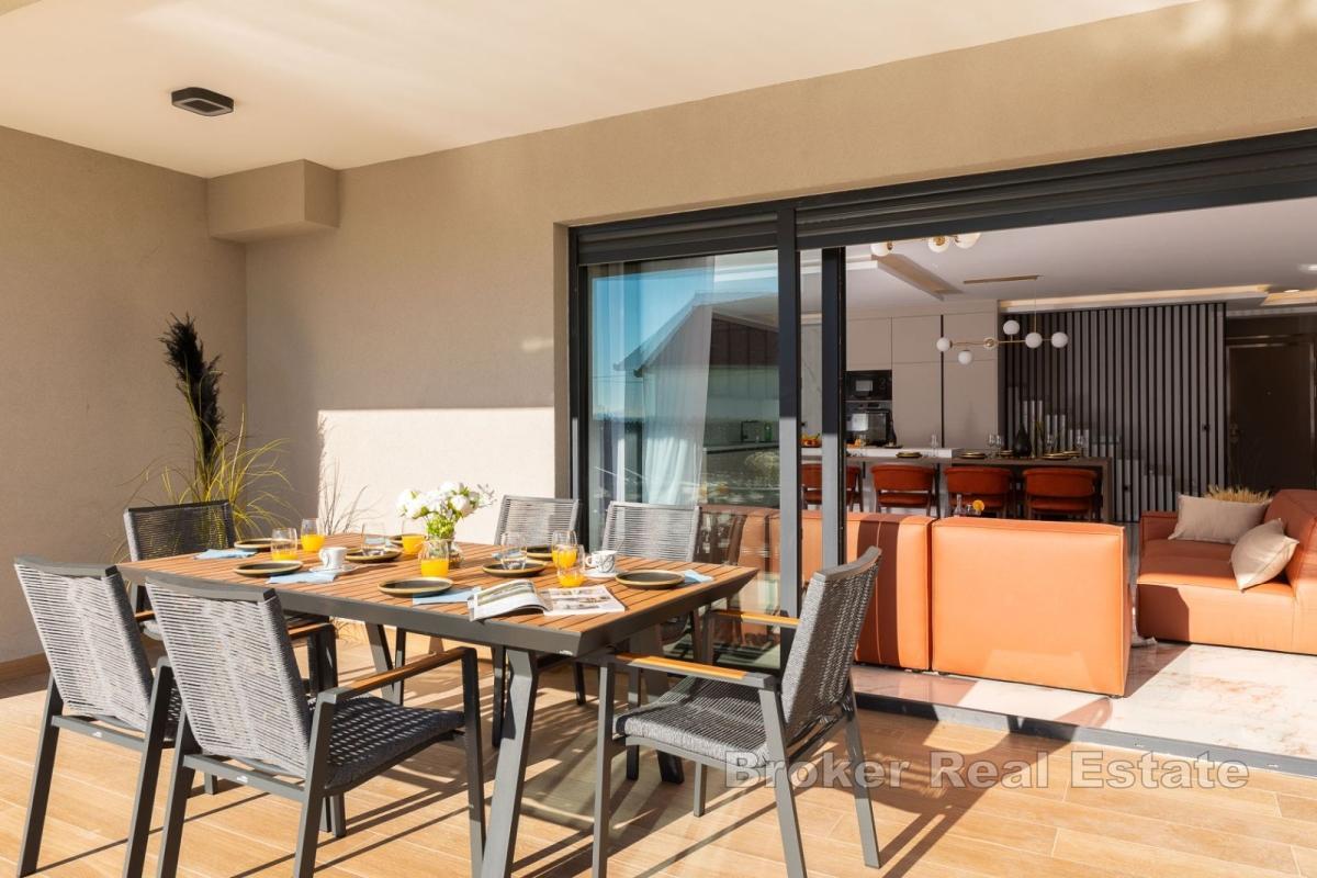 Piękna, luksusowa willa z basenem