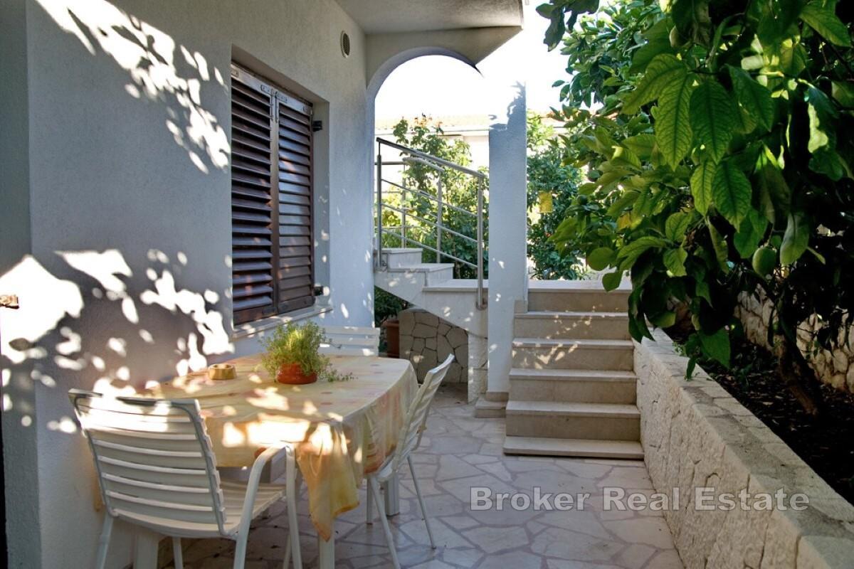 Charmantes Apartmenthaus mit Meerblick