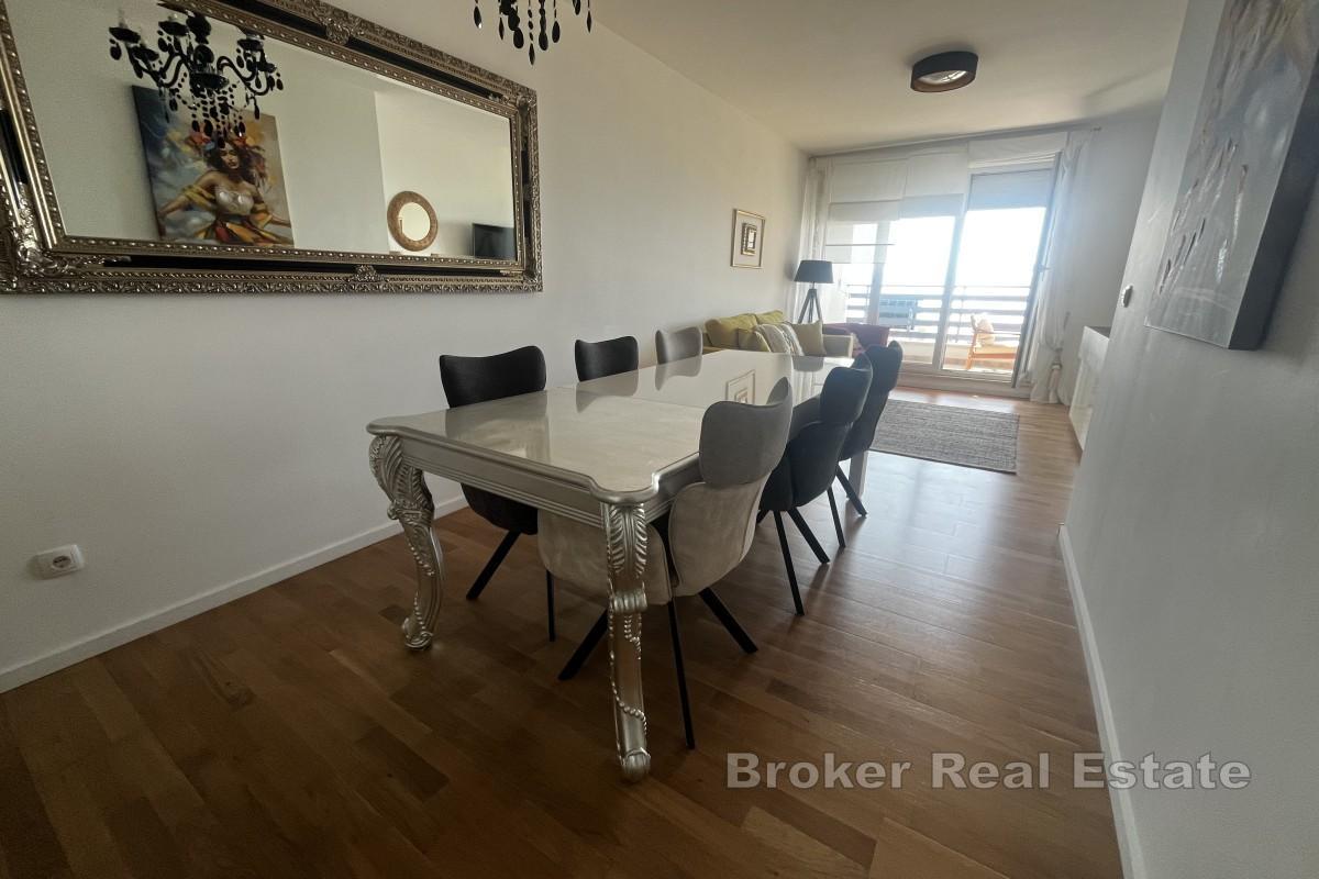 Luxusný dlhodobý prenájom s výhľadom na more