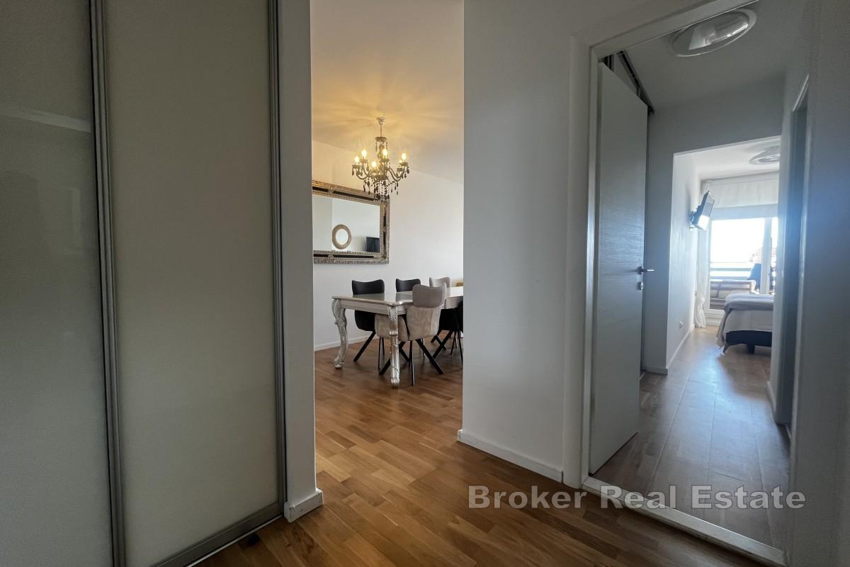 Luxusný dlhodobý prenájom s výhľadom na more