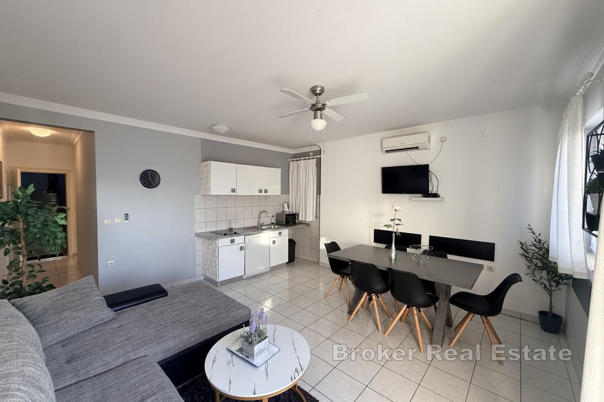 Immeuble d'appartements en bord de mer