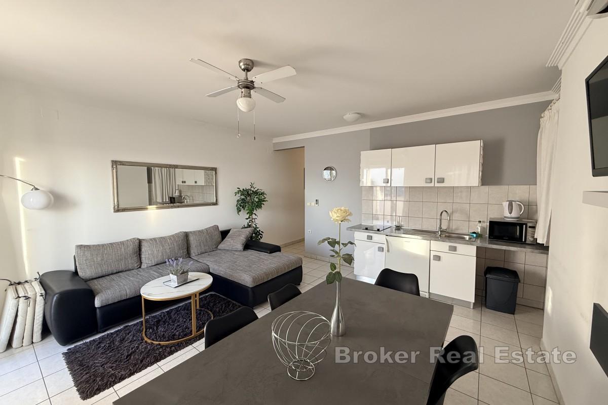 Immeuble d'appartements en bord de mer