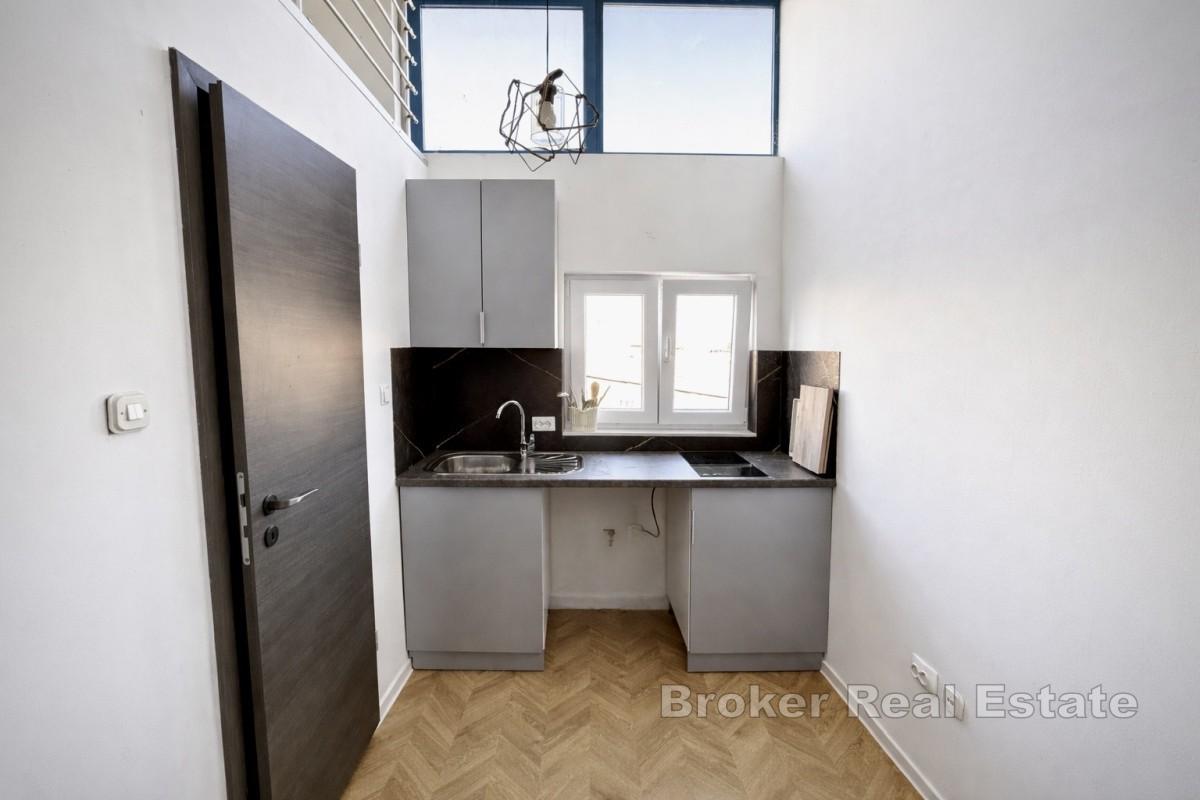 Garsonijera s galerijom u srcu urbanog Splita