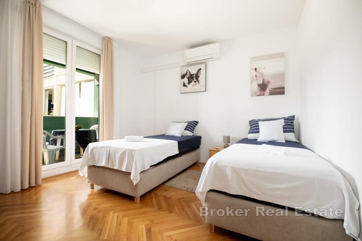 Appartamento con due camere da letto in una zona vivace