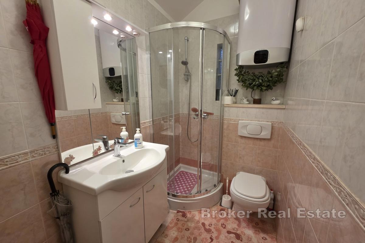 Solrik toromsleilighet med åpen havutsikt