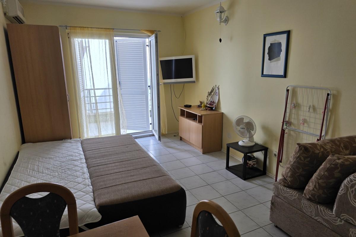 Praktičan studio apartman u blizini mora
