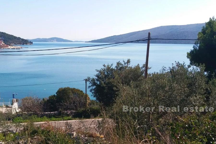 Nära Trogir - Byggnadsmark med havsutsikt