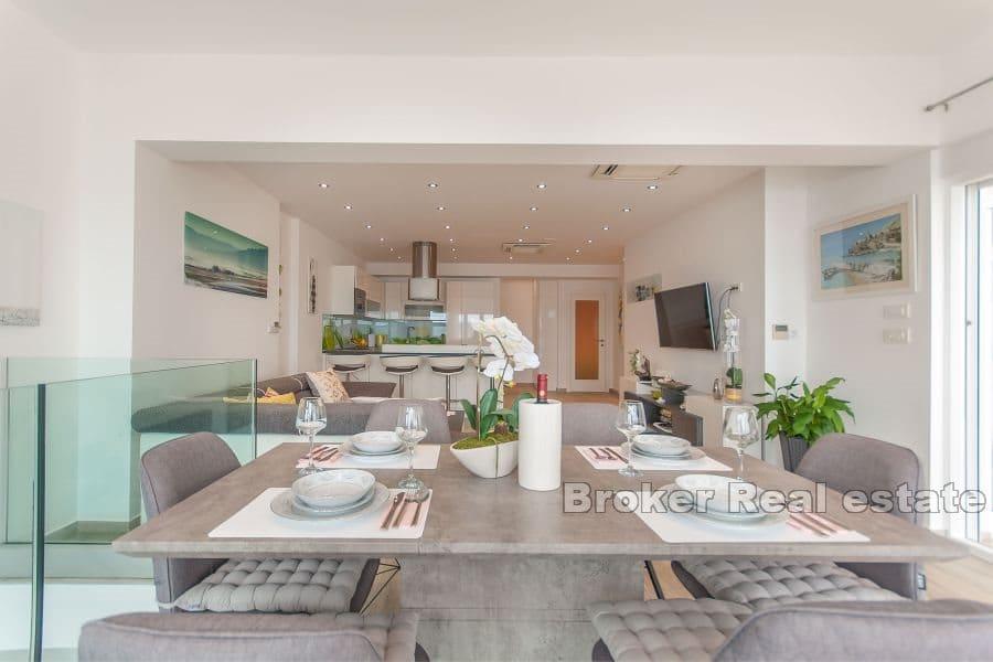 Omis - Maison jumelée près de la mer