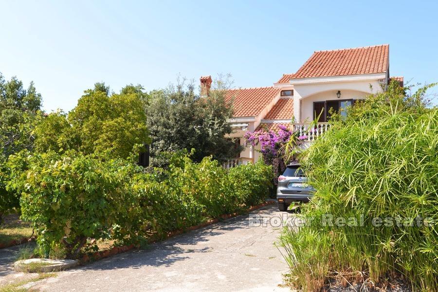 Près de Zadar - Maison au premier rang de la mer