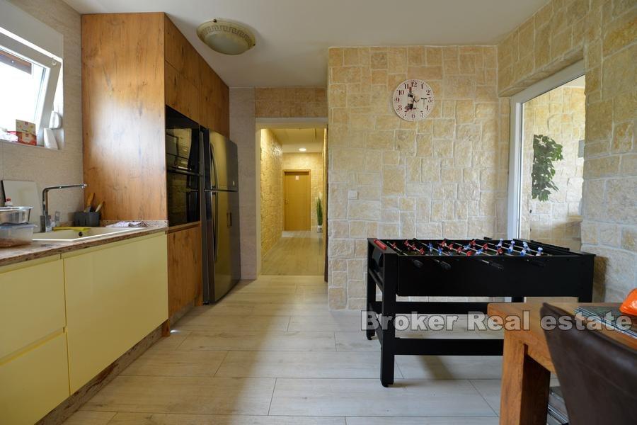 Near Zadar - Stone villa with a view of Velebit