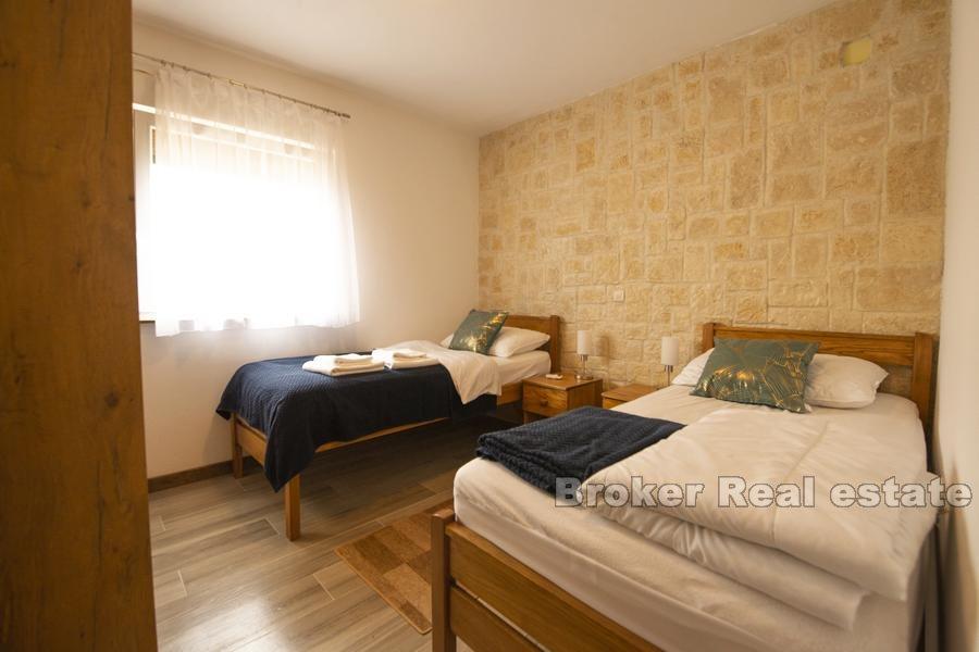 Near Zadar - Stone villa with a view of Velebit