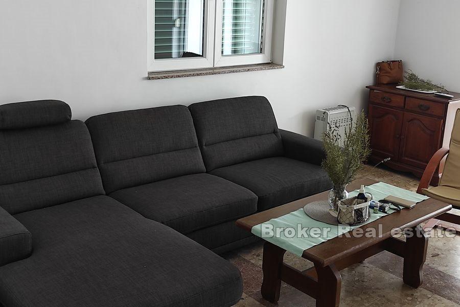 Near Zadar - Semi-detached house with sea view