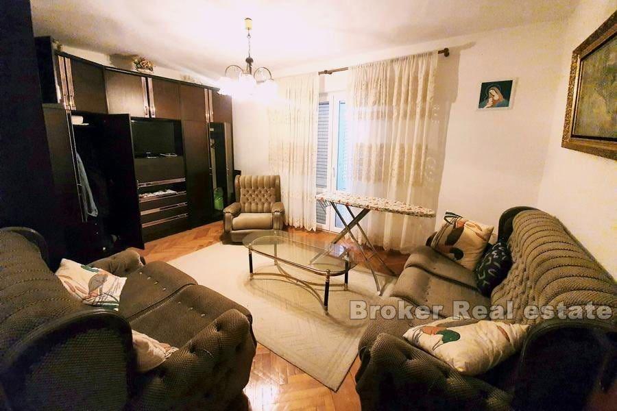 Près de Zadar - Maison jumelée au premier rang de la mer