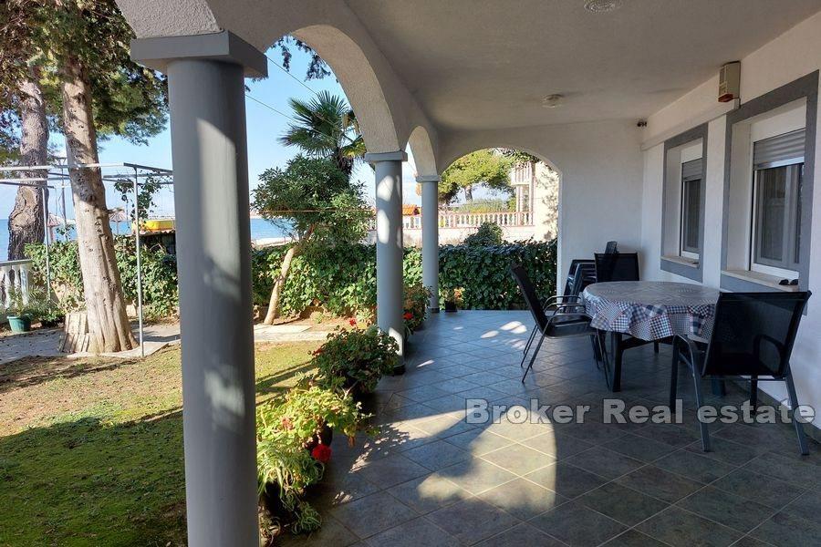 Zadar - Maison au premier rang de la mer