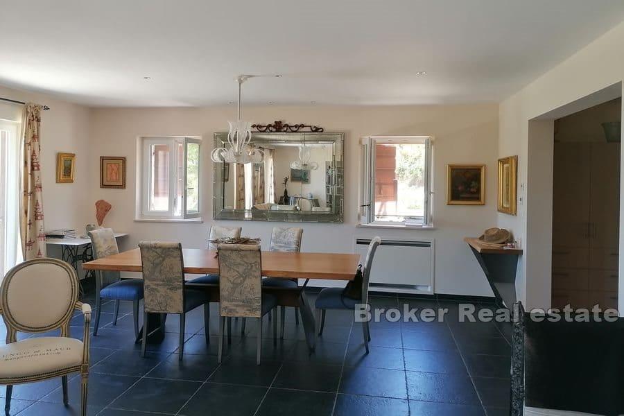 Niedaleko Opatii - willa z basenem z otwartym widokiem na morze