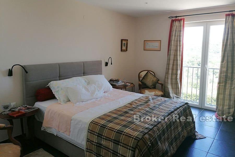 Niedaleko Opatii - willa z basenem z otwartym widokiem na morze