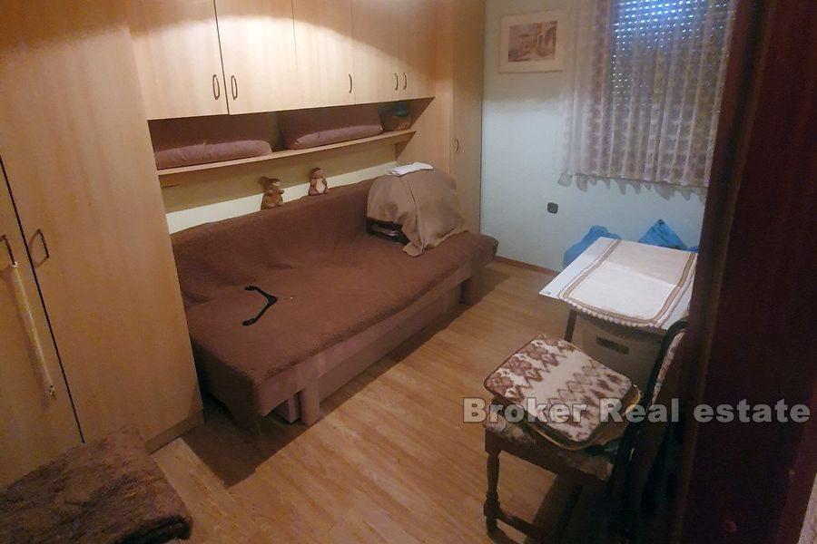 Okolica Zadra - Samostojeća kuća blizu mora