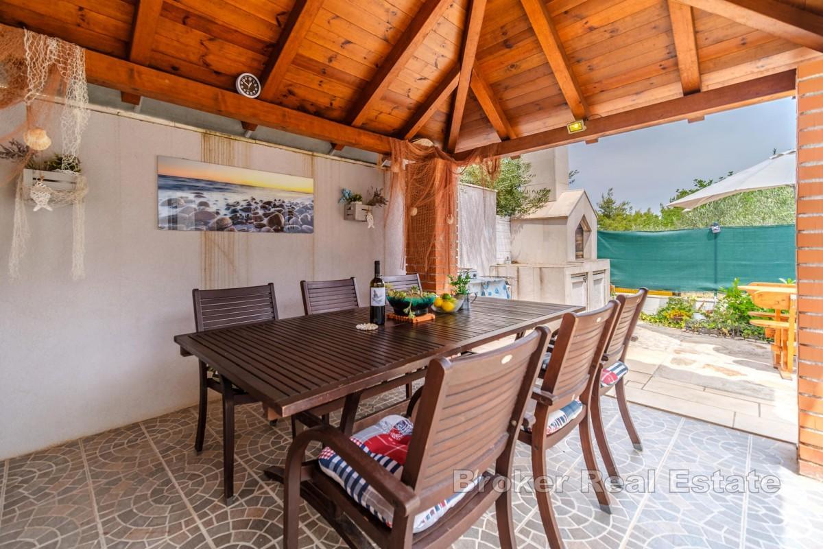 Casa bifamiliare in un contesto tranquillo