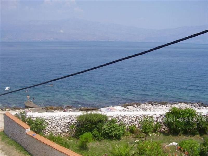 Остров Брач, дом с видом на море