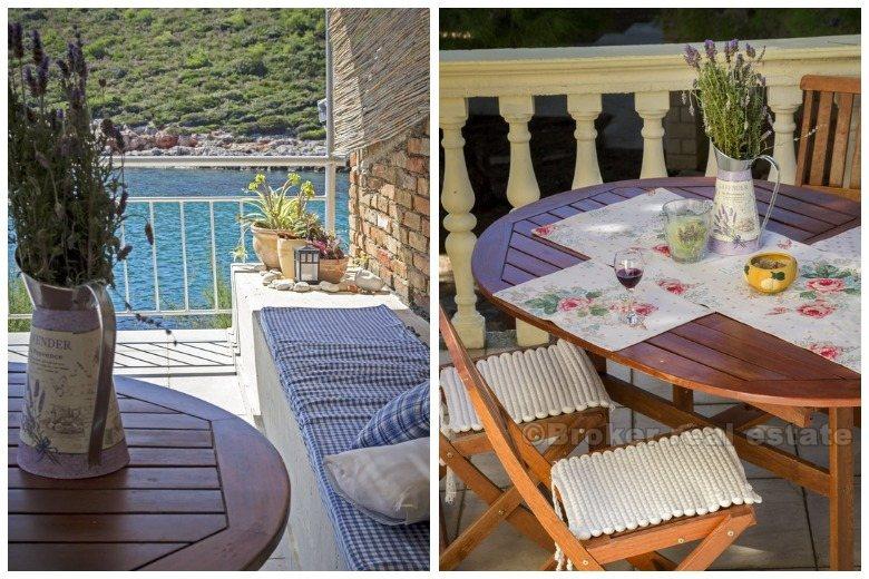 Stone house first row to the sea - Island of Vis